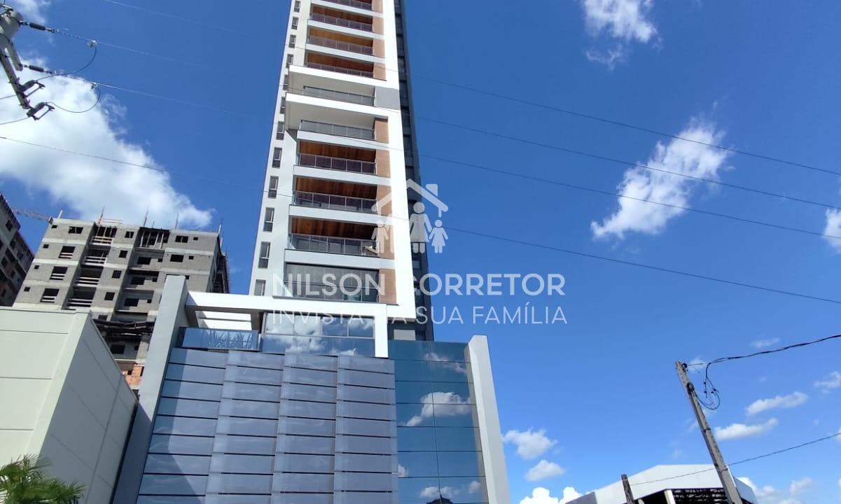 Lindo apartamento sendo um por andar