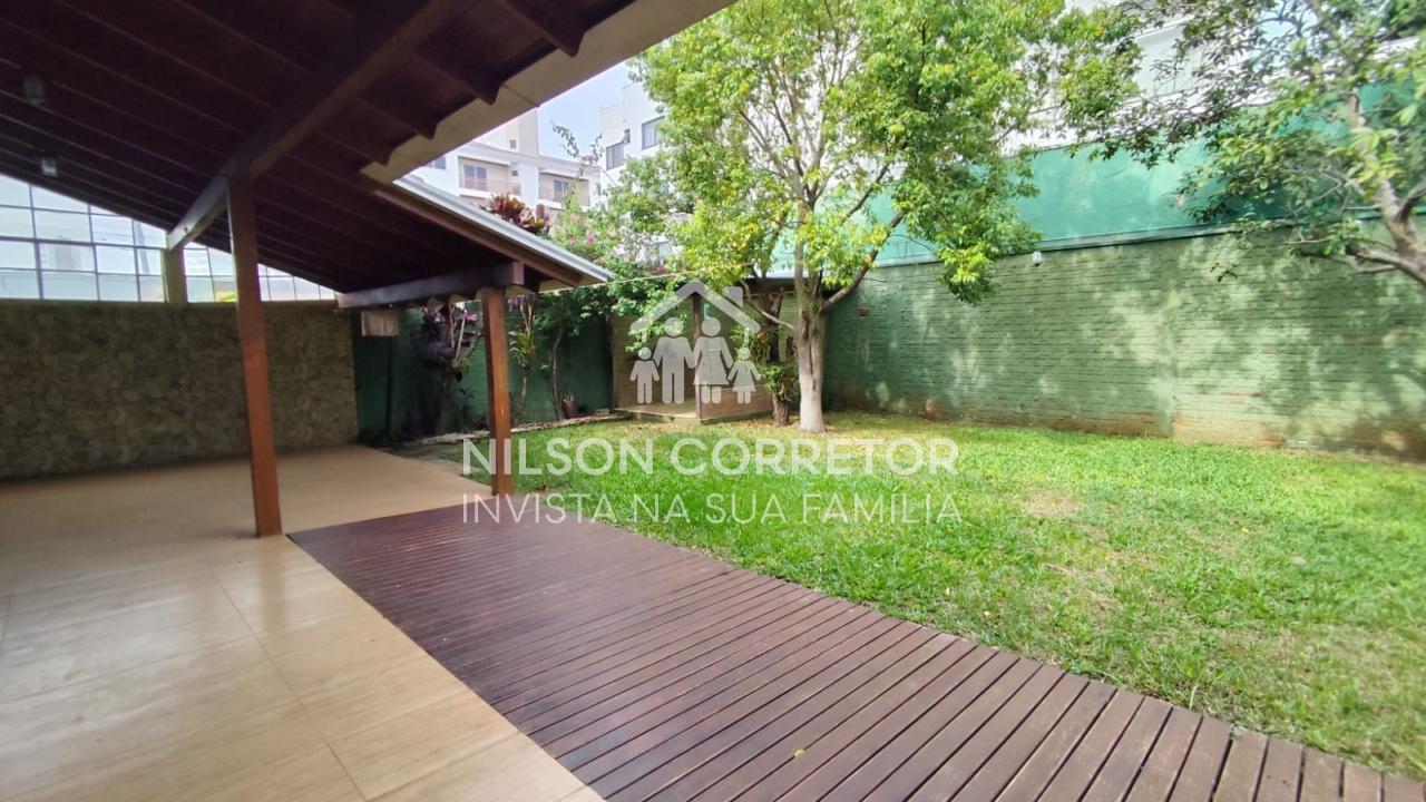 Ótima casa a venda